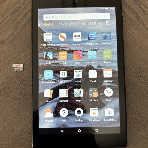 Amazon Fire HD8- 8th generation tablet with a separate 128 micro SD card & case - Picture 2 of 4